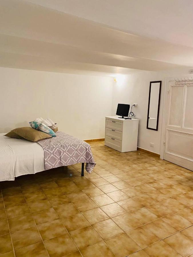 Vico Gli Scalzi Apartamento Gaeta Exterior foto